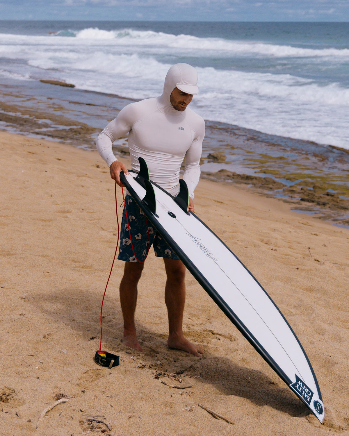 APEX HOOD SURF RASHGUARD - Light Grey | Salty Crew Premium