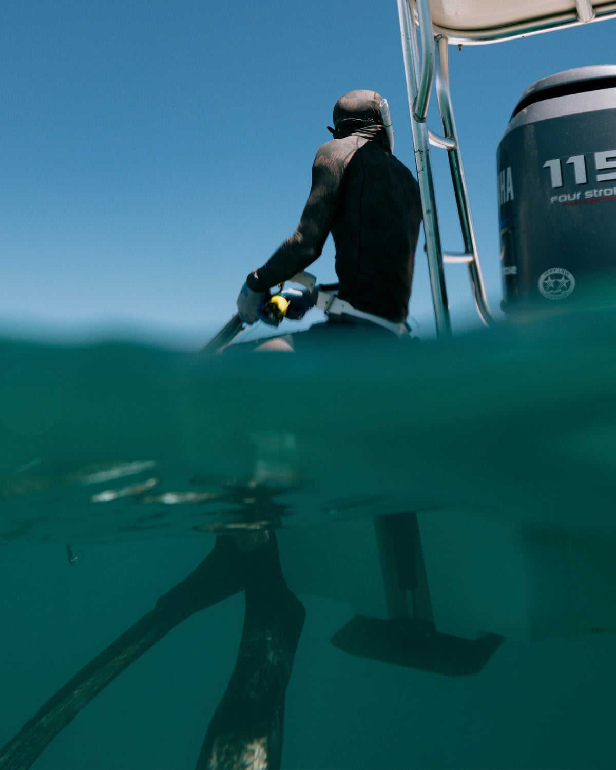 APEX HOOD SURF RASHGUARD - Recon Camo | Salty Crew Premium