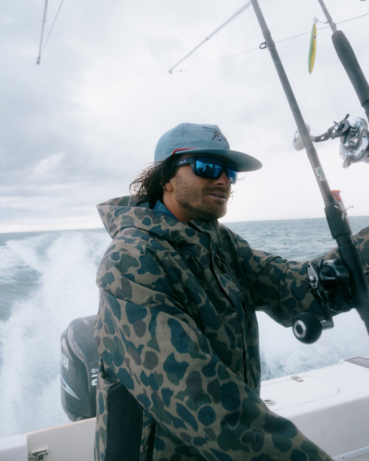LONG RANGE JACKET - SAND CAMO | Salty Crew Premium
