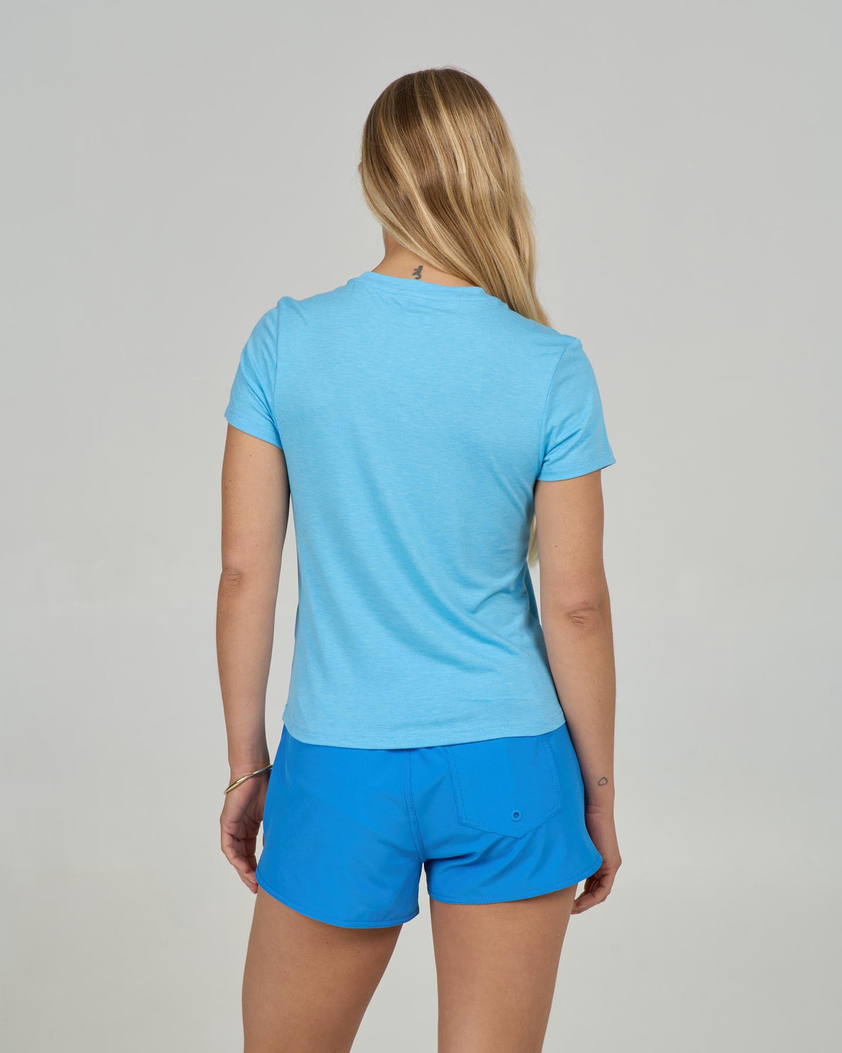ALPHA TECH TEE - Pool Blue | Salty Crew Premium