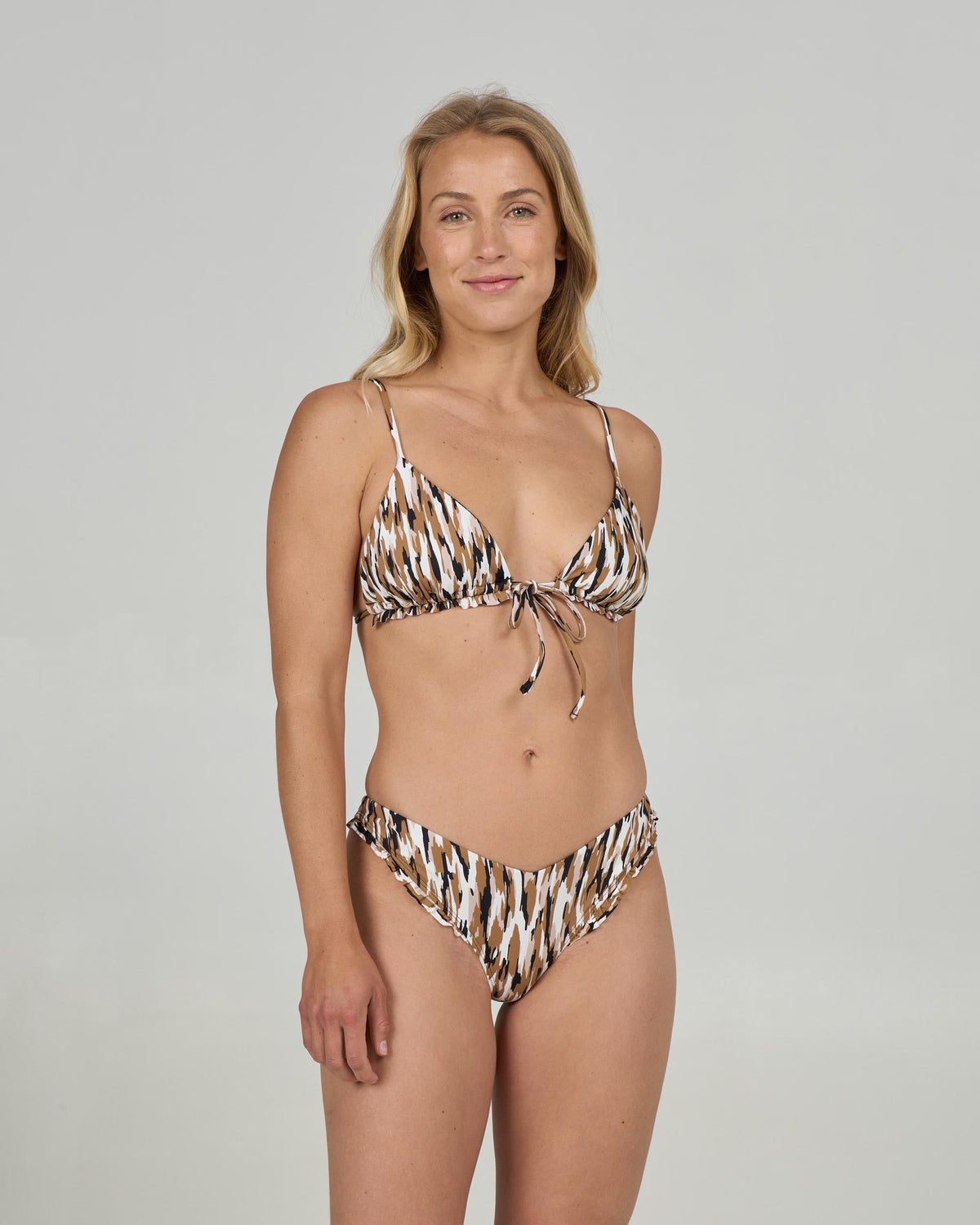 DREAMSPOT SKIMPY V - Sand Bar | Salty Crew Premium