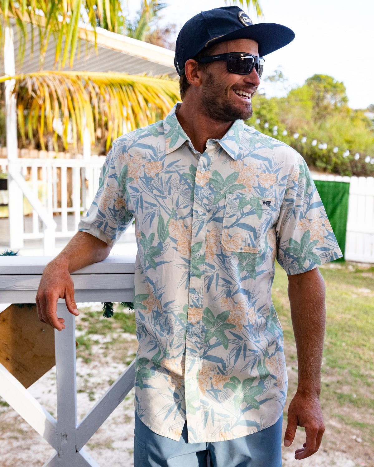 CREW SS BUTTON UP - Off White | Salty Crew Premium