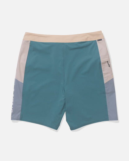FLAGSHIP BOARDSHORT - Oceanic | Salty Crew Premium