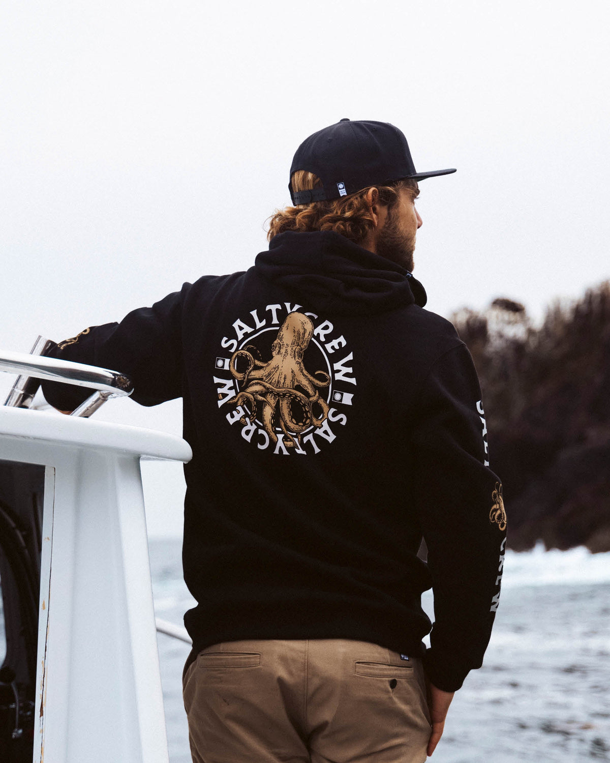 TENTACLES HOODED FLEECE - Black | Salty Crew Premium