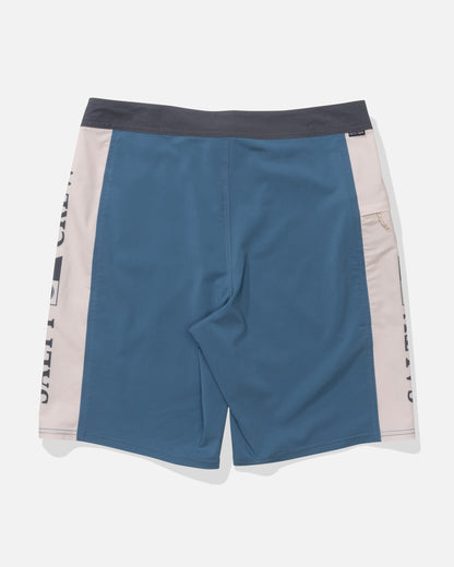 FLAGSHIP BOARDSHORT - Mid Blue | Salty Crew Premium