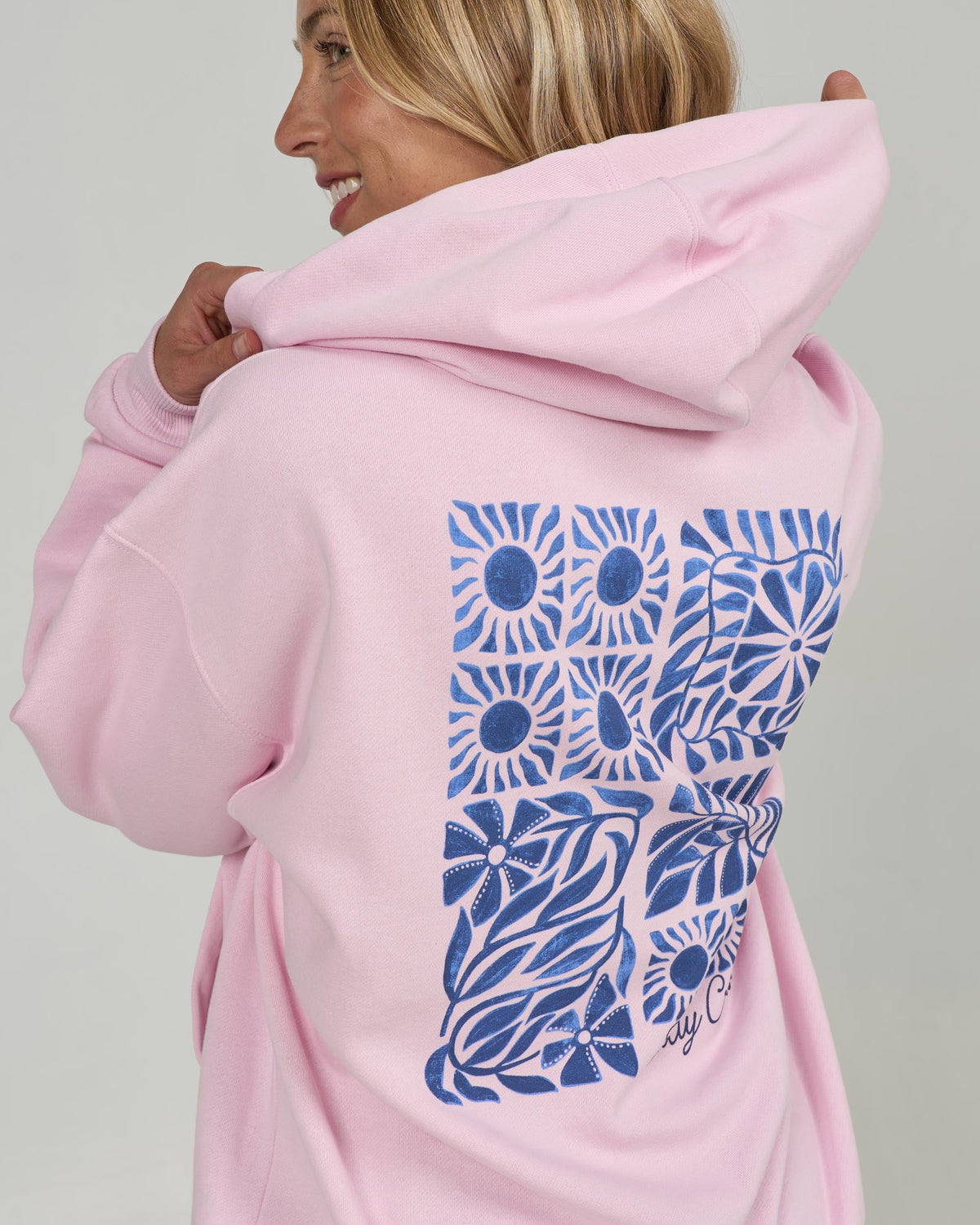 SUNBLOCK HOODY - Pink Skies | Salty Crew Premium