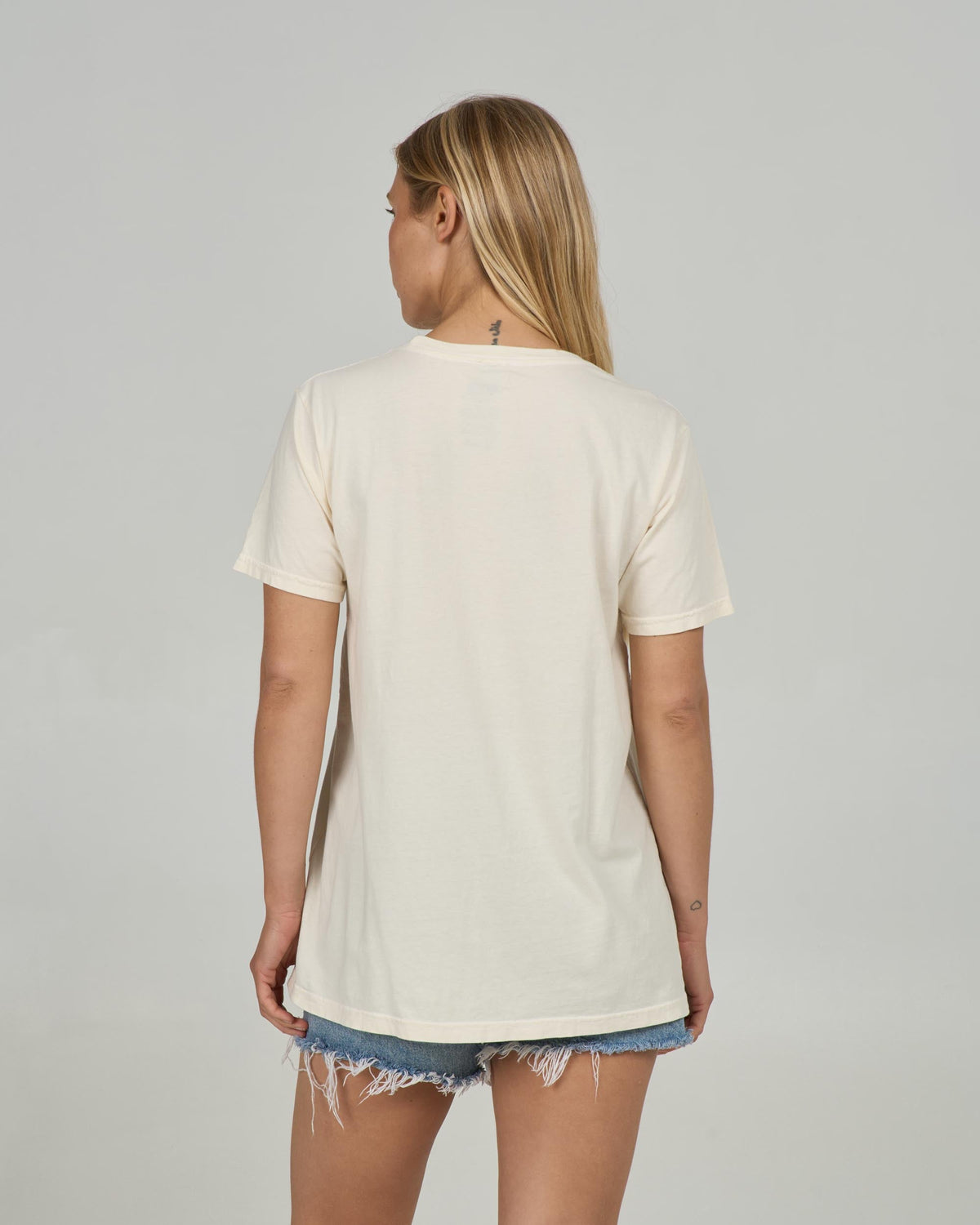 VACATION B.F. TEE - Off White | Salty Crew Premium